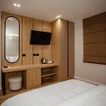 Oro ホテル 3*