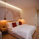 Oro 3*