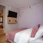 Oro ホテル
