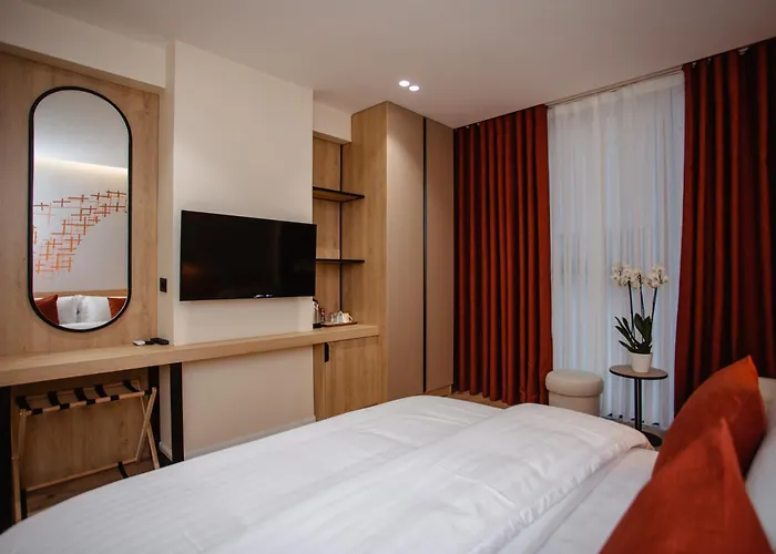 Hotel Oro 3*